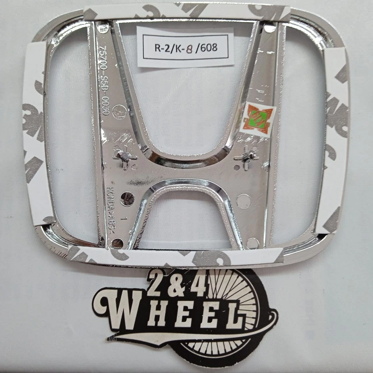 Honda Civic 2006-2008 Sedan 4 Door H Square Front Emblem Chrome NEW OEM - Image 4