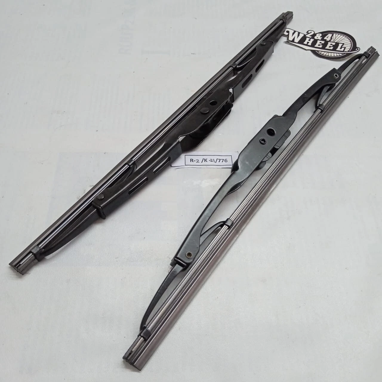 Toyota Land Cruiser FJ40 FJ45 BJ40 BJ42 Winshields Wiper Blades 12" Pair NEW - Image 3