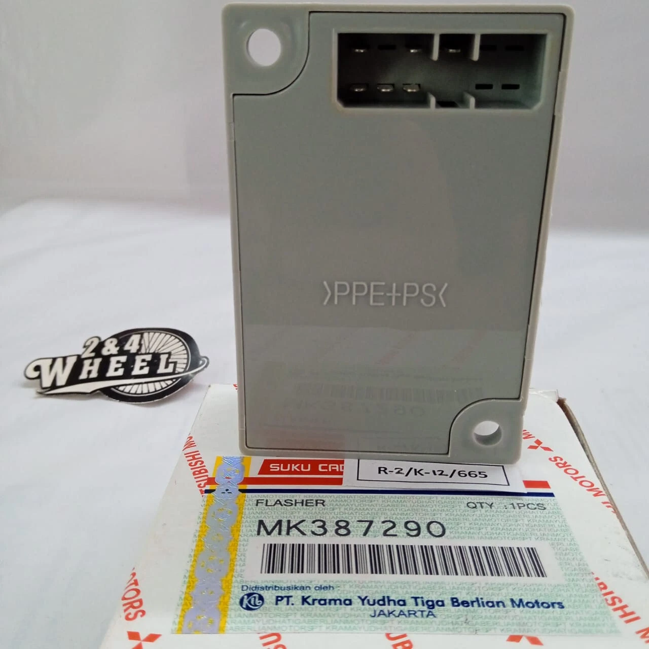 Denso Flasher For Mitsubishi Canter MK387290 066500-5240 25.6v NEW - Image 4