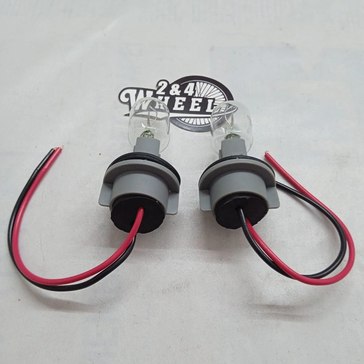 2pc 7440 T20 Bulb Socket Turn Signal Light Harness Wire LED Pig Tail Plug + Bulb - Image 3