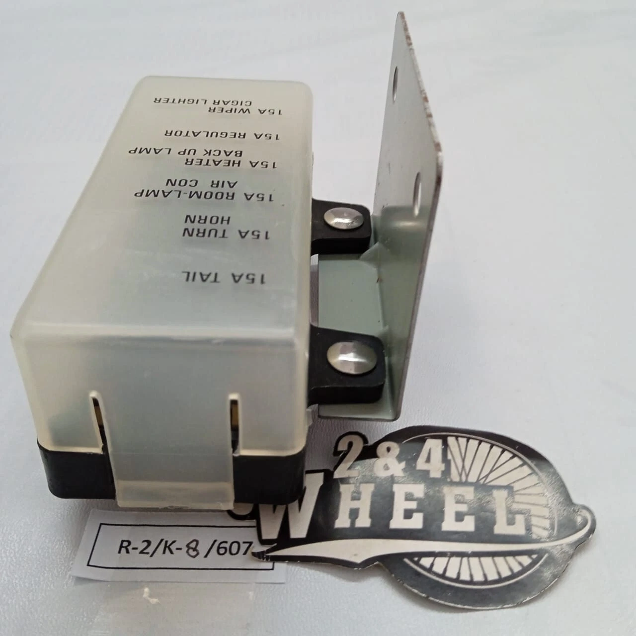 Fuse Box with Cover Isuzu Chevy Chevrolet Luv KBD 77-80 NEW - Image 3