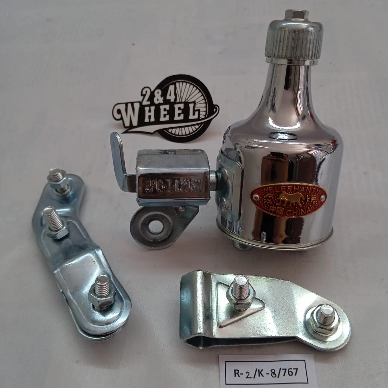 Elephant Front Lamp 12v 6w with Dynamo and Bracket For Vintage Bicycles NOS - Image 4