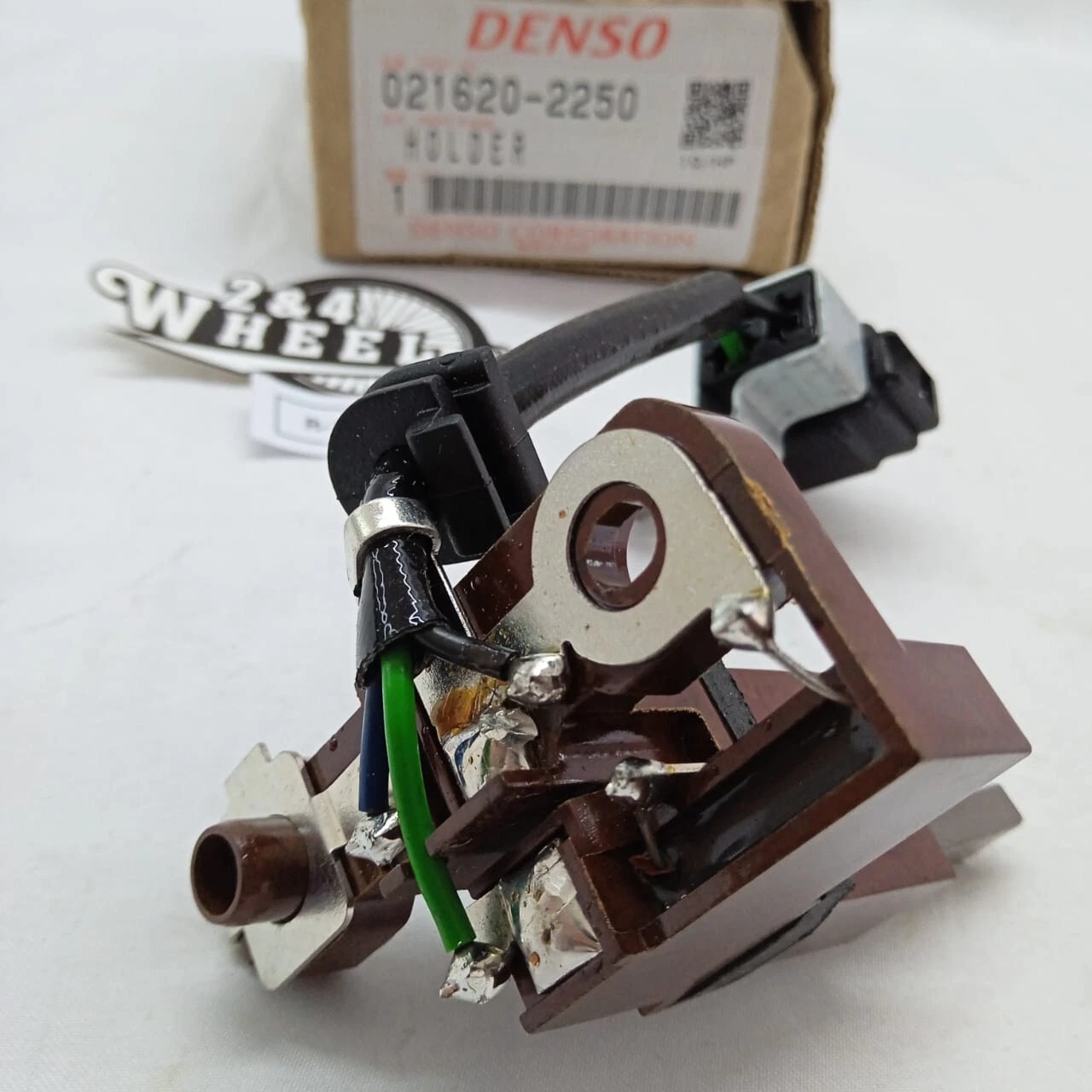 Denso Alternator 14V Brush Box Holder For Daihatsu Toyota 021620-2250 NEW - Image 2