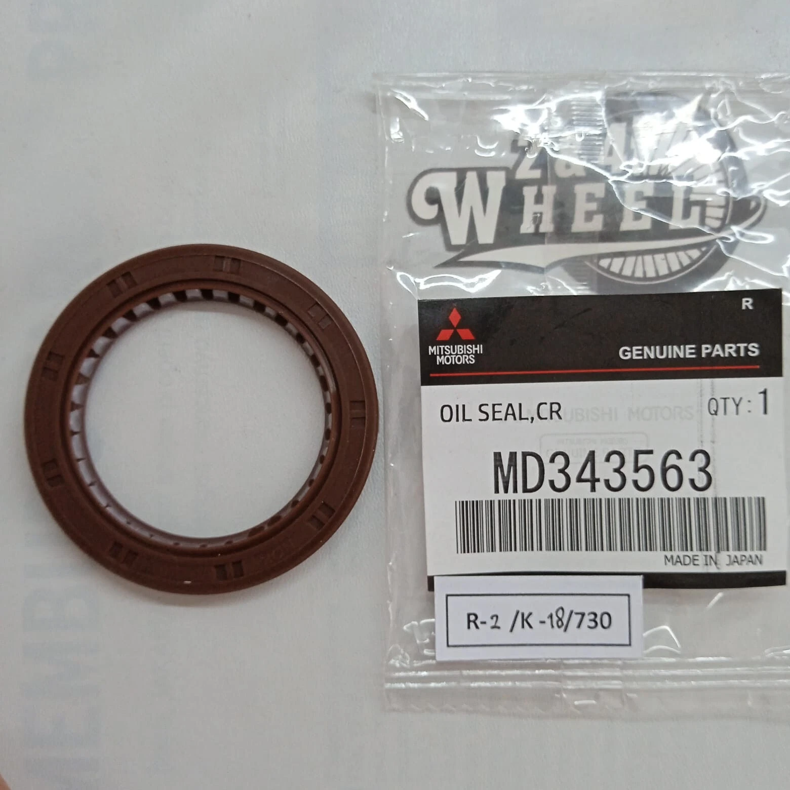 Mitsubishi Front Crankshaft Oil Seal MD343563 NEW