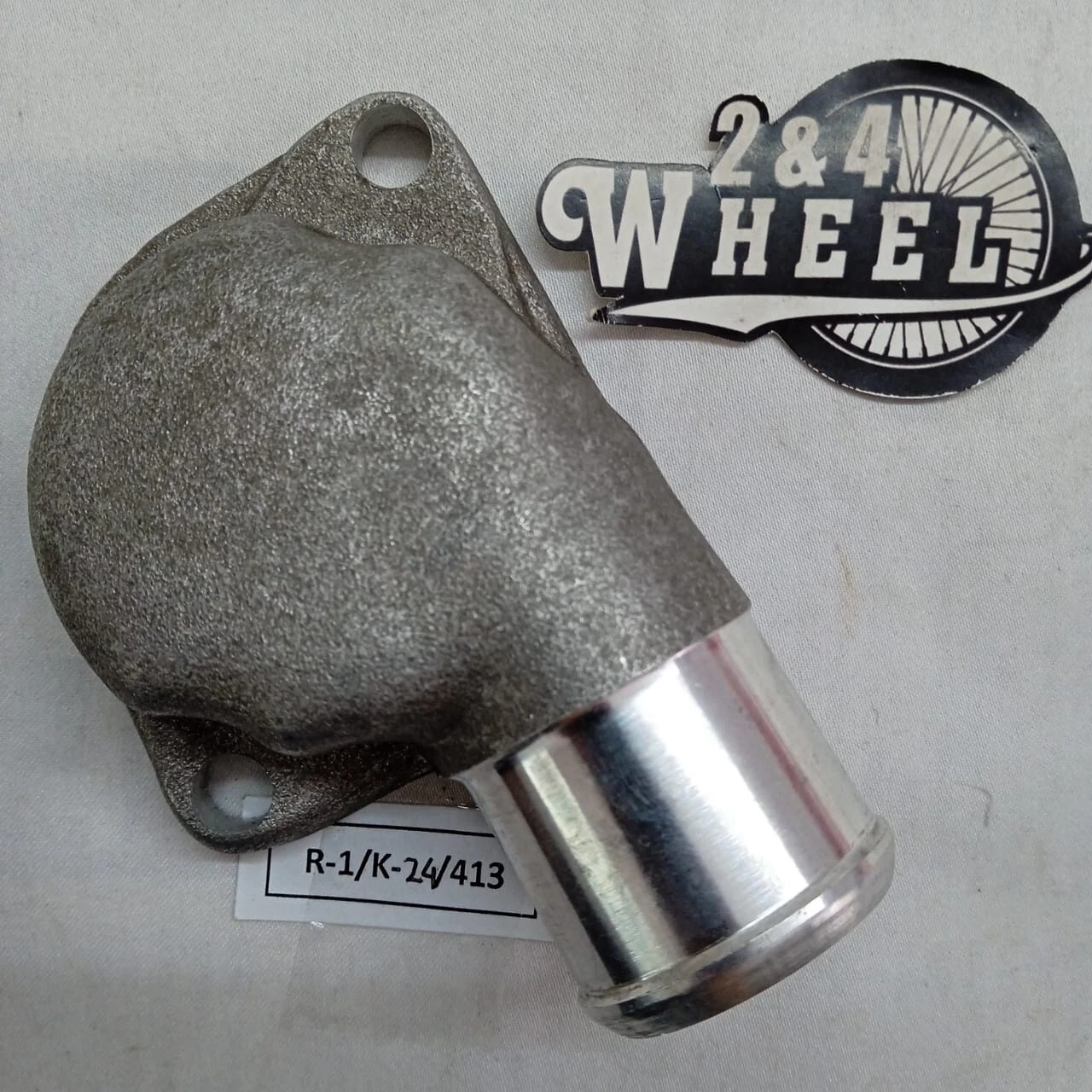 Water Elbow Outlet Thermostat Cover Fit Mitsubishi Colt 1100 MD010550 NEW - Image 2