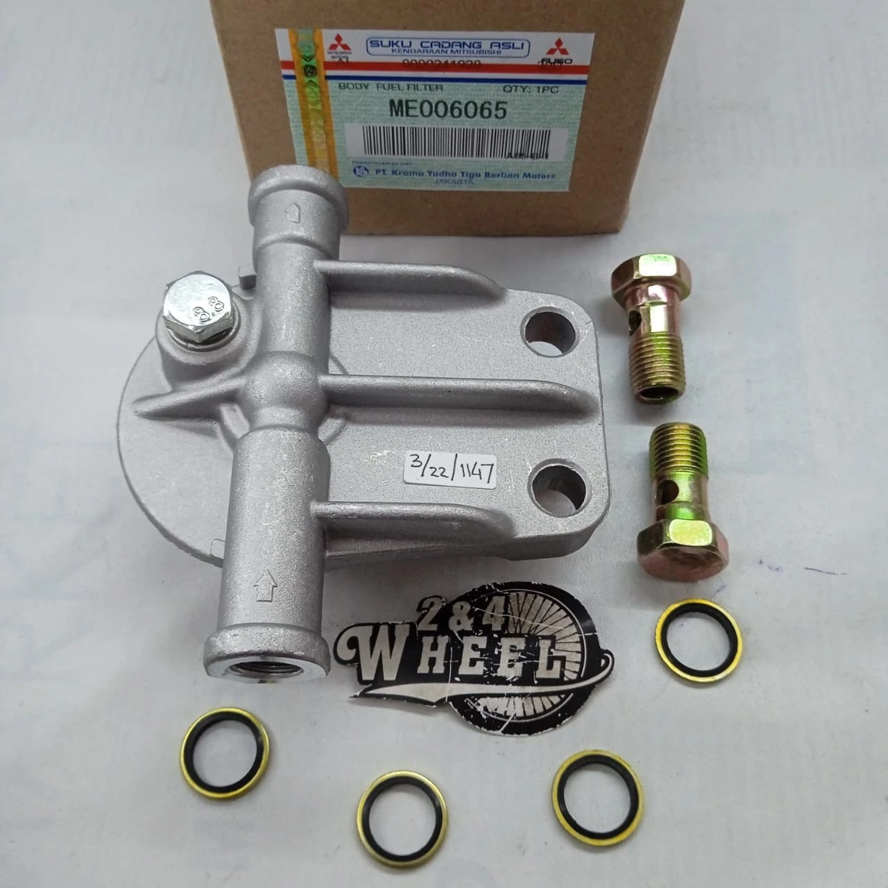 Mitsubishi Fuso Canter FE111 FE211 FE434 FE444 FE125 FE73 FE83 Fuel Filter Head - Image 2