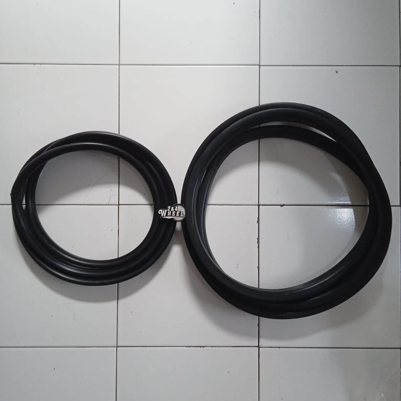 Weatherstrip Front and Rear Glass Rubber Seal Chevy LUV / Isuzu KB25 KBD25 75-80