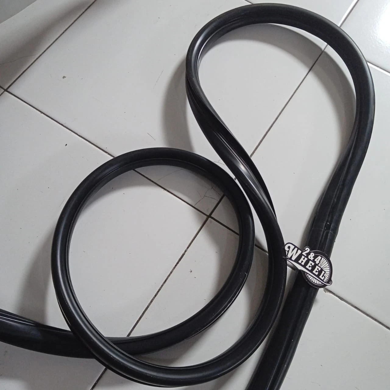 Weatherstrip Front and Rear Glass Rubber Seal Chevy LUV / Isuzu KB25 KBD25 75-80 - Image 6