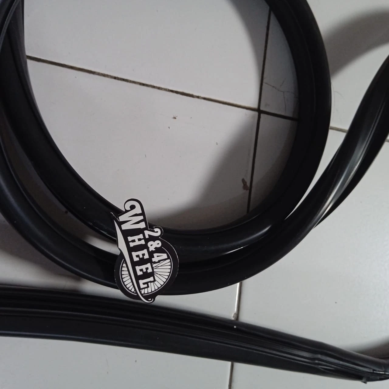 Weatherstrip Front and Rear Glass Rubber Seal Chevy LUV / Isuzu KB25 KBD25 75-80 - Image 7