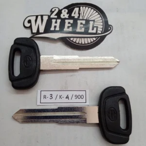 Hino 2005-2020 145 165 185 238 258 268 303 338 358 Key Blank 2Pcs NEW