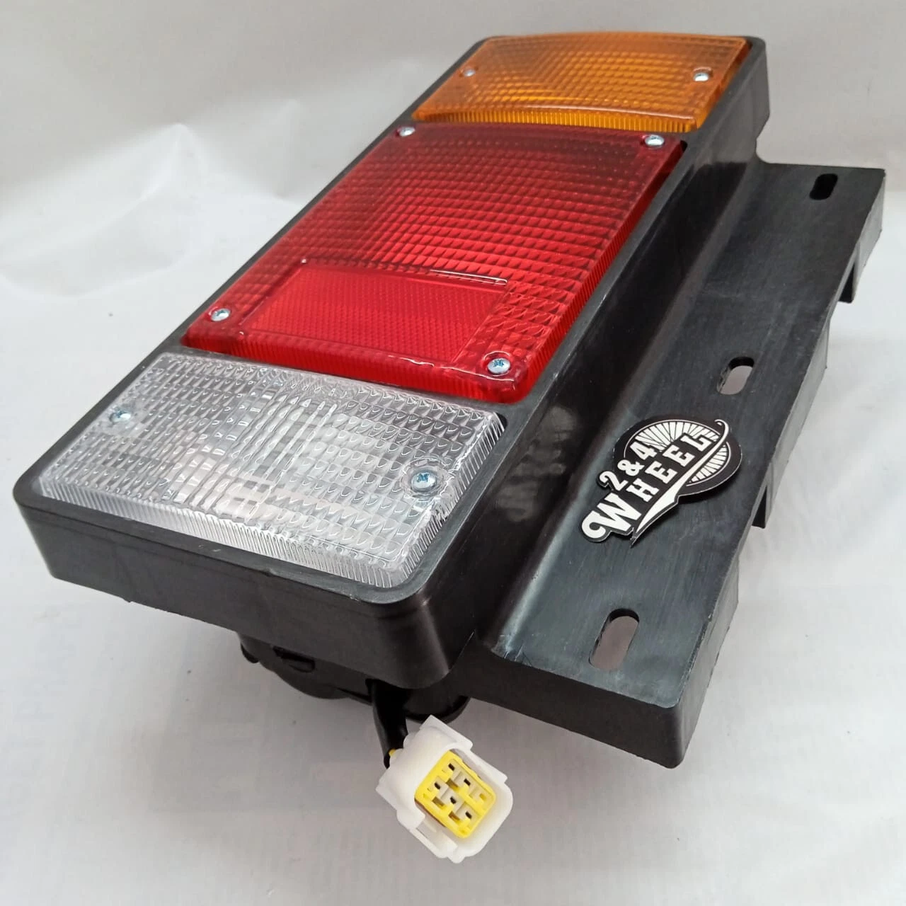 Isuzu ELF Truck NPR NKR NQR Tail Light Lamp Set 1Pair L/R NEW - Image 10