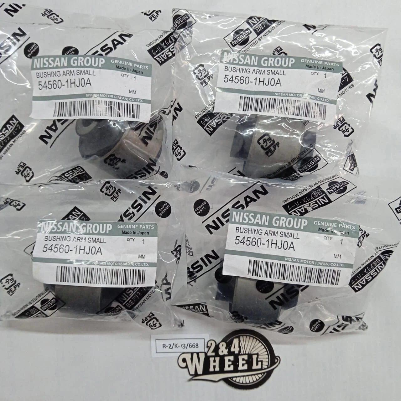 4Pcs Bushing Kit Front Control Arm Bush Lh/Rh For Nissan Versa 1.6 NEW