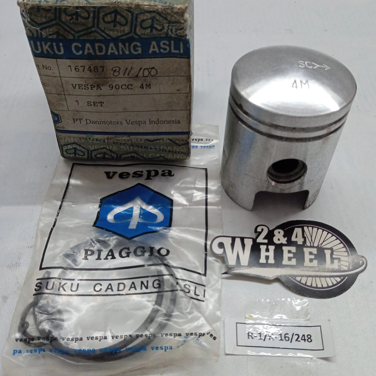 Piaggio Vespa 90 V90 Smallframe Piston Kit Piston Complete Oversize 4M NOS