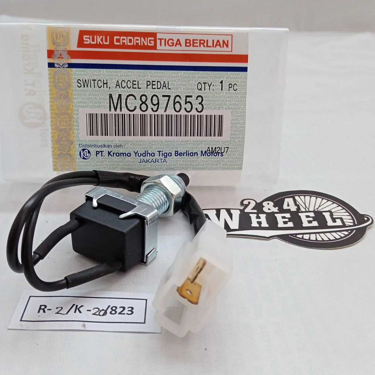 Mitsubishi Fuso Canter FE71 FE75 FE110 FE111 FE211 Switch Accelerator Pedal NEW - Image 8