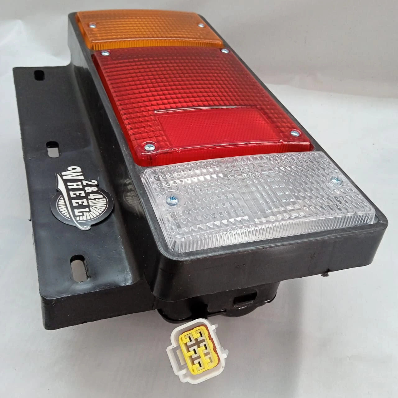 Tail Lamp Light Set 1Pair Isuzu ELF Truck NPR NQR NKR Lh/Rh NEW - Image 10