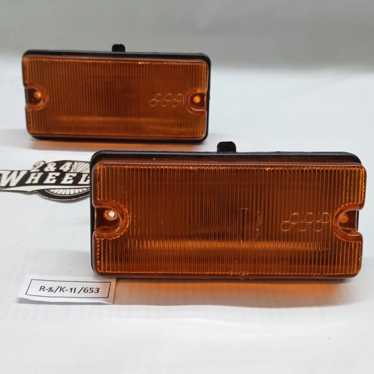 Side Bumper Turn Signal Lights For Isuzu Pickup KB26 KB41 Pair Lh Rh NOS - Image 2