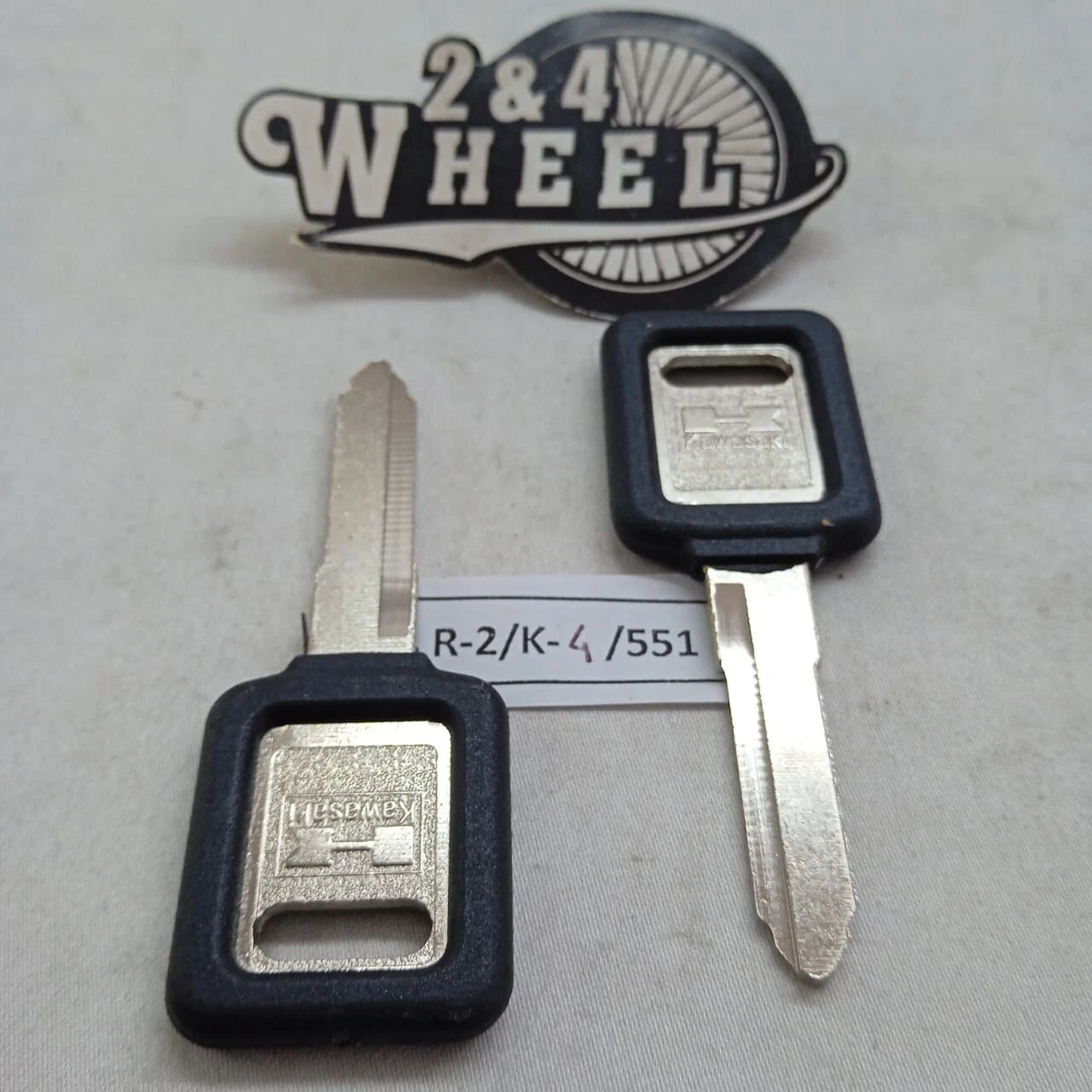 Kawasaki Motorcycle Key Blank Uncut Key Code Z5001-Z6001 NEW 2Pcs - Image 3