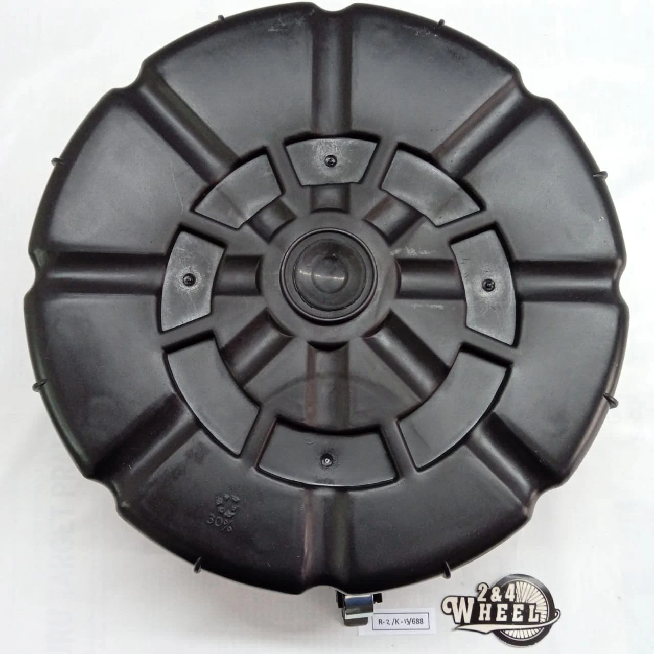 Mitsubishi Fuso Canter 3.5L Air Filter Housing Cleaner Box Cover W/ Clamp - Image 3