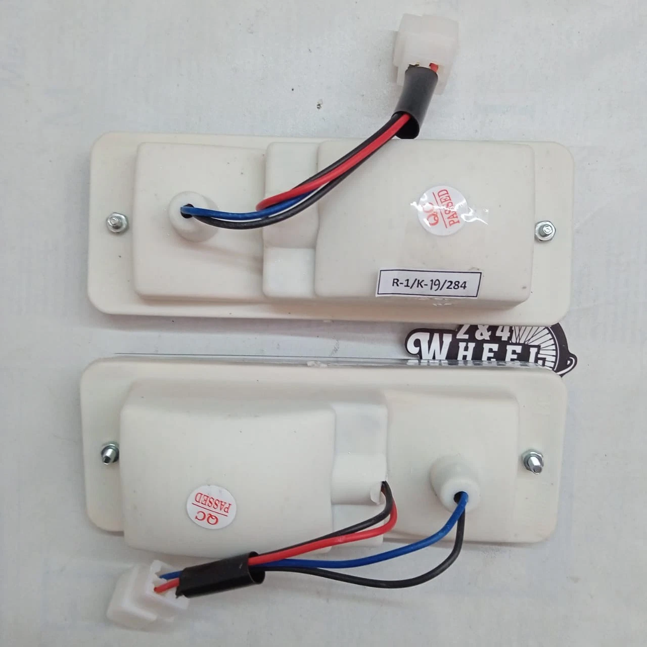 Suzuki Jimny Samurai Sierra SJ410 SJ413 Front Turn Signal Lamps Assy 1Pair NEW - Image 4