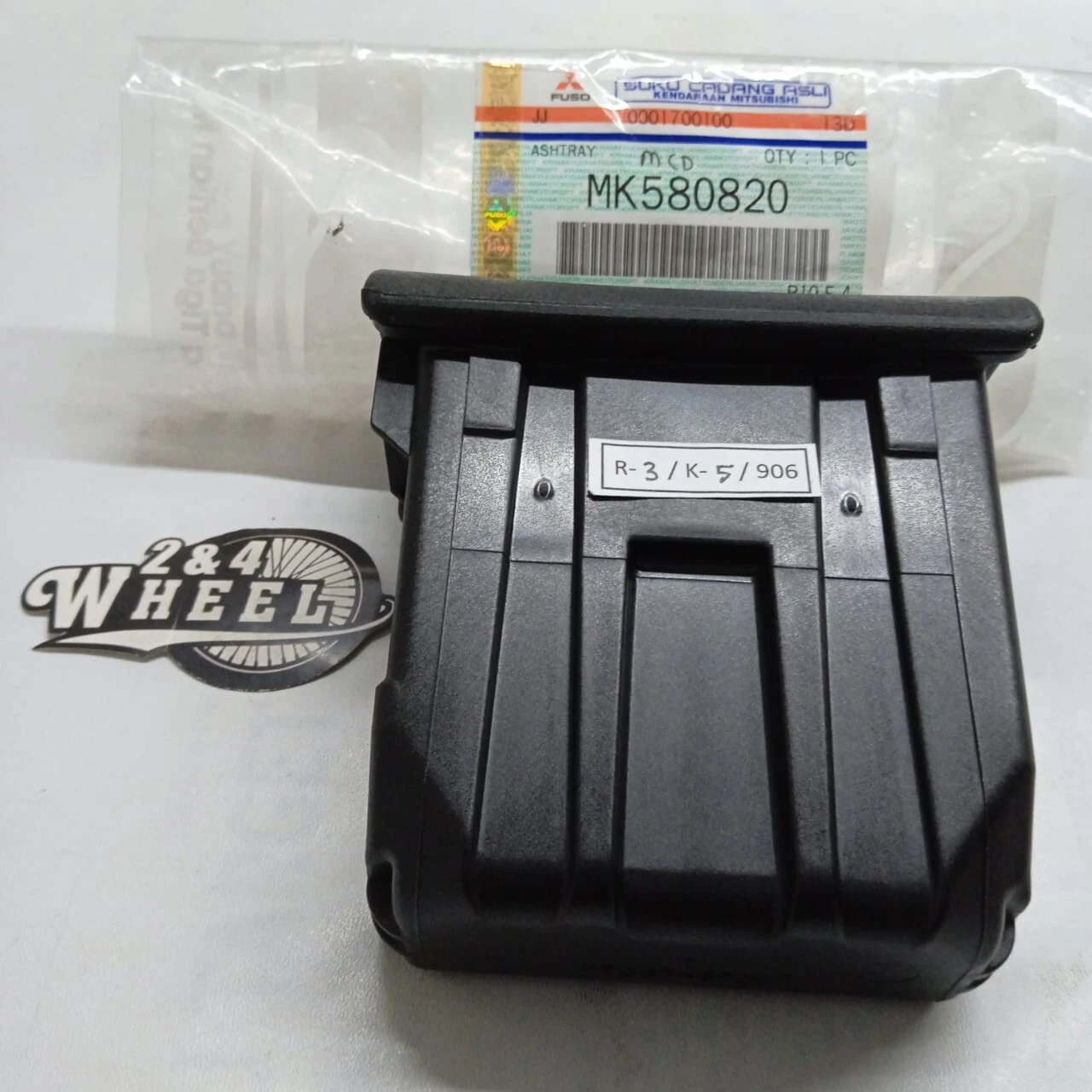 Mitsubishi Fuso Canter FE110 FE111 FE211 Front Door Trim Ashtray MK580820 NEW - Image 5