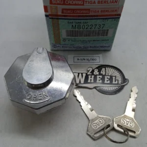 Mitsubishi FUSO CANTER Fuel Filler Cap with 2 Keys MB 022737 NEW