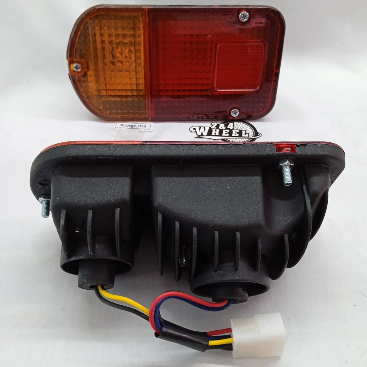 Mitsubishi Minicab Truck U41T U42T Cushman Bravo Tail Light Tail Lamp 1 Pair L/R - Image 2
