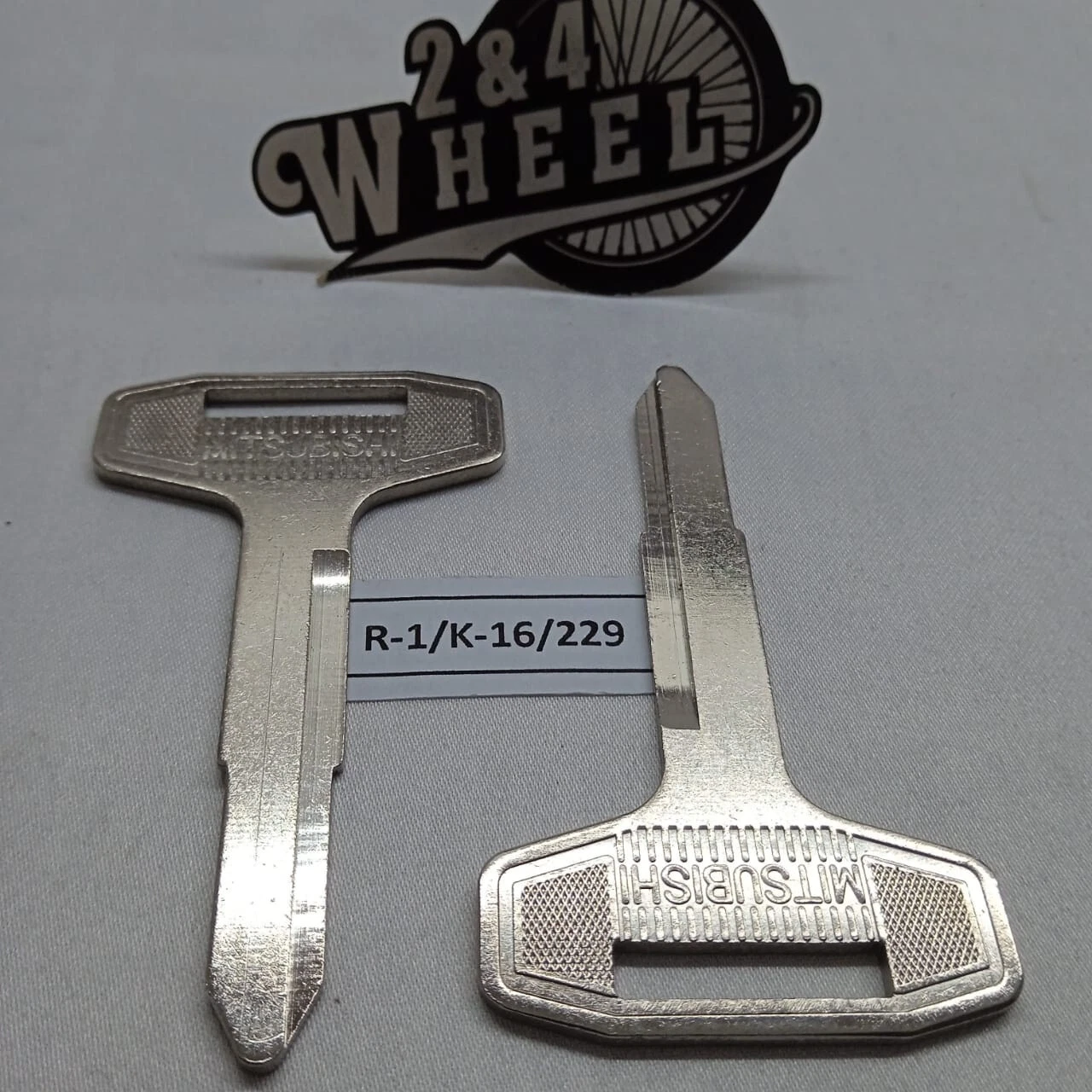 Mitsubishi Fuso Truck Forklift Fuso Canter FE FF FB FD FH FG Key Blank 2Pcs - Image 2