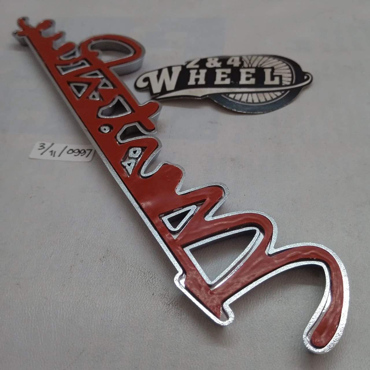 Mercedes Benz W124 Rear Trunk Emblem Masterpiece NEW - Image 5
