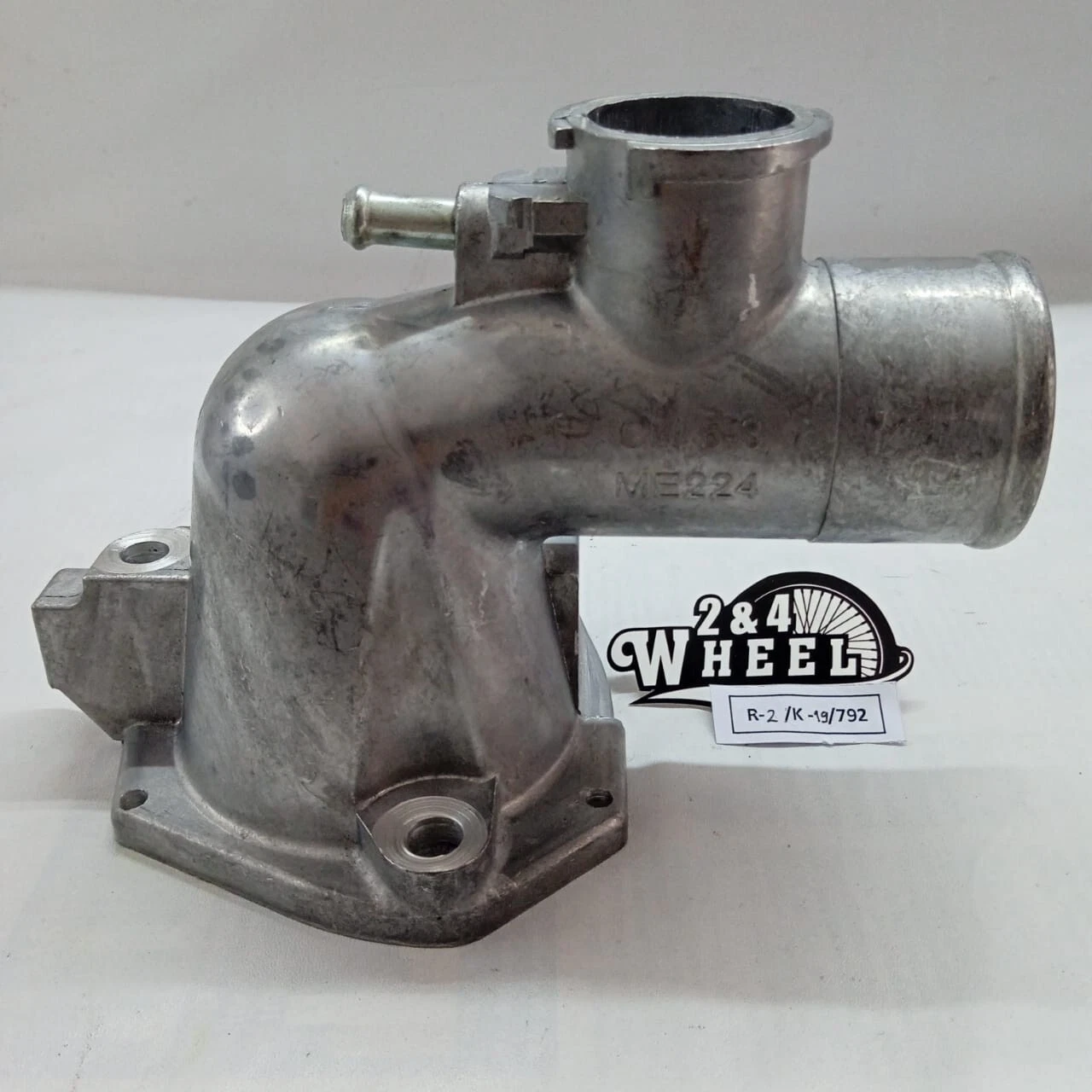 Mitsubishi Fuso Canter Turbo FE71 73 Water Outlet Cover Thermostat ME224760 NEW - Image 2