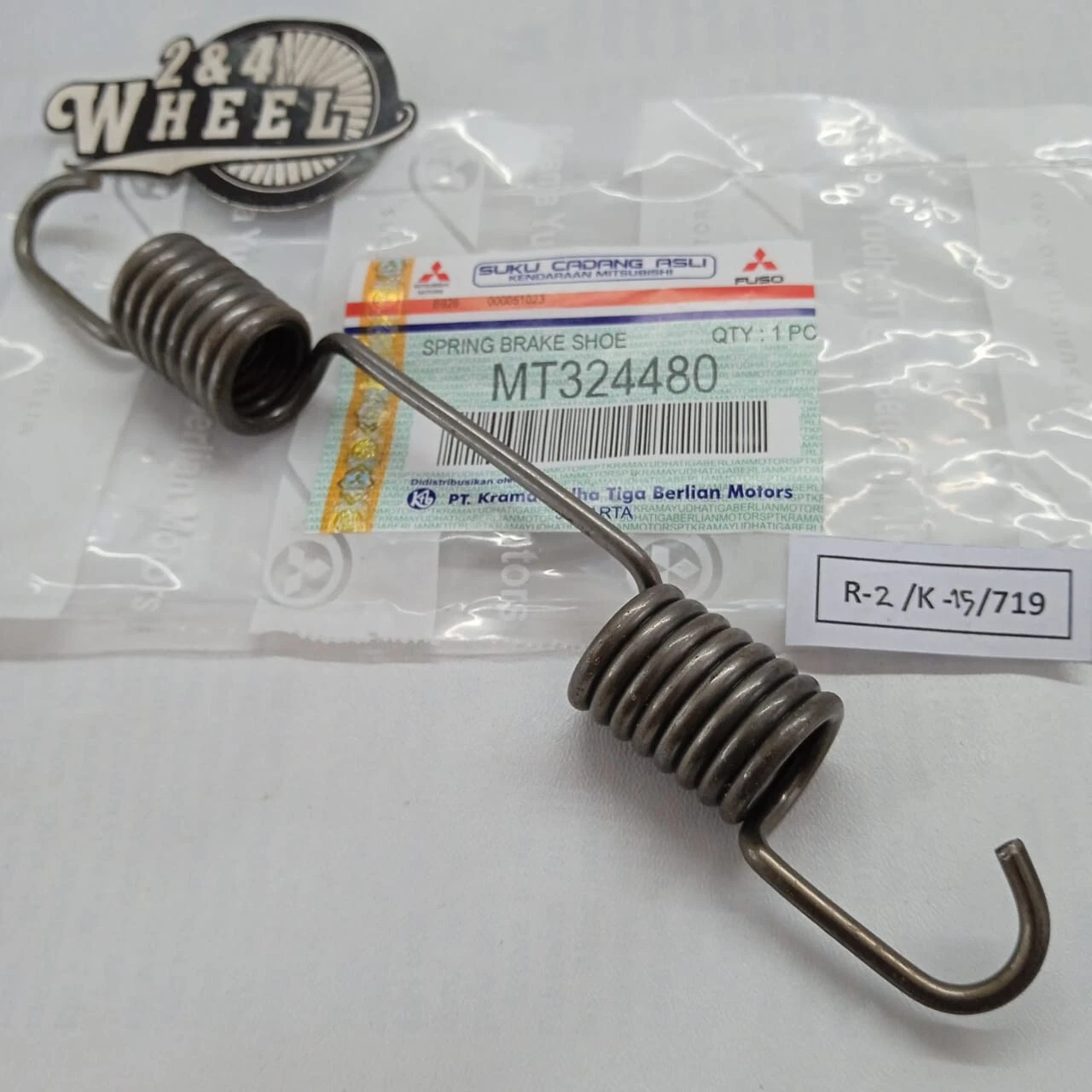 MT324480 Mitsubishi Spring F/ Brake Shoe Return NEW - Image 2