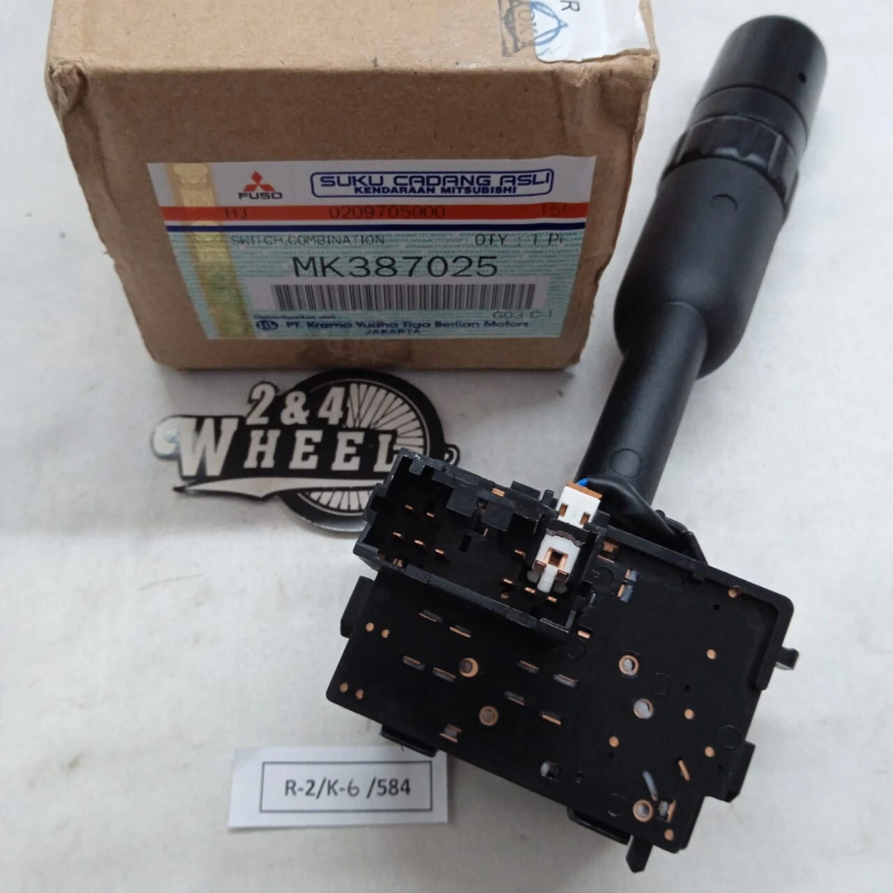 Switch Combination Signal Mitsubishi Fuso Canter FE110 FE111 FE211 FE71 MK387025 - Image 4