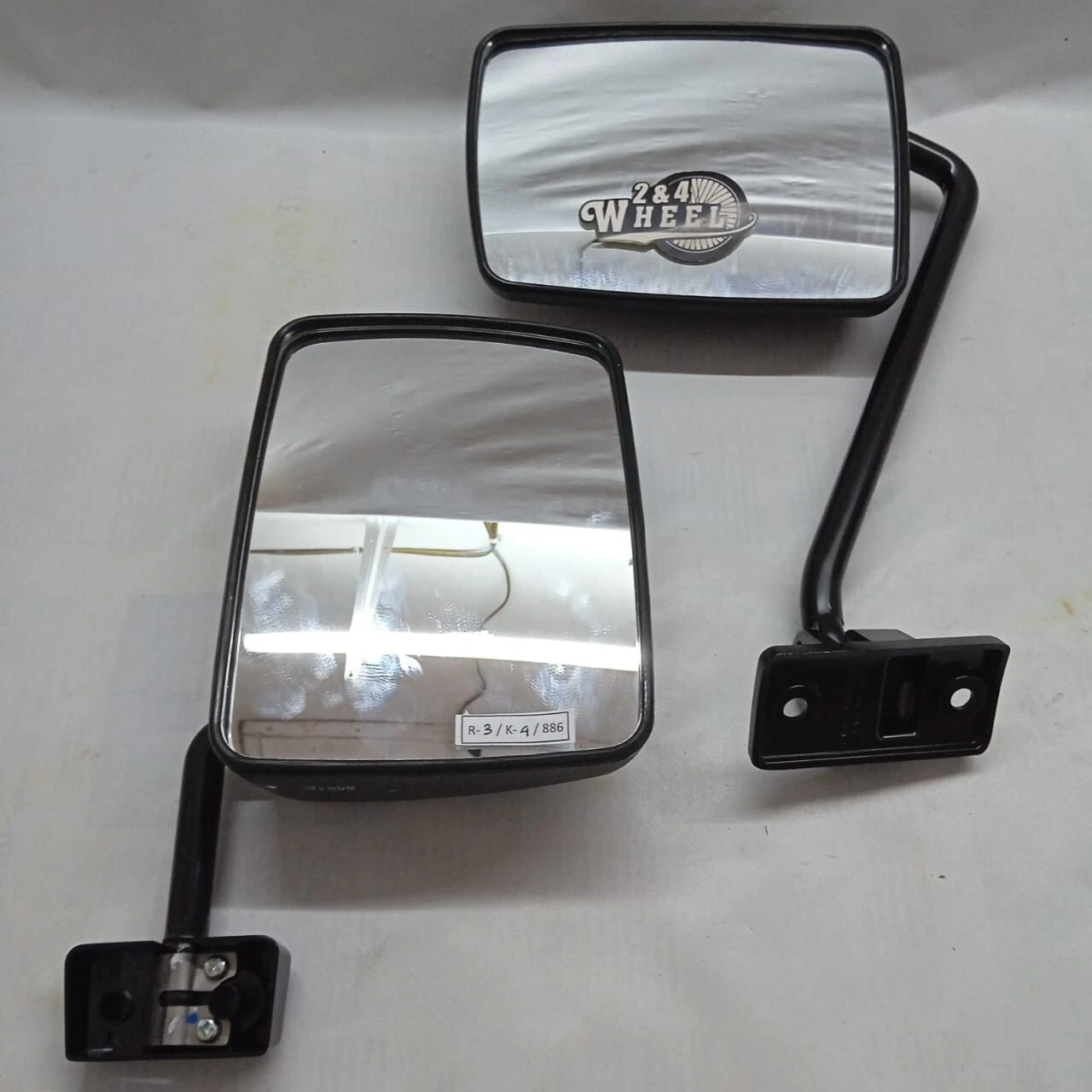 Mitsubishi Delica L300 Front Door Side View Mirror Assy Pair L/R KM003318/9 NEW - Image 3