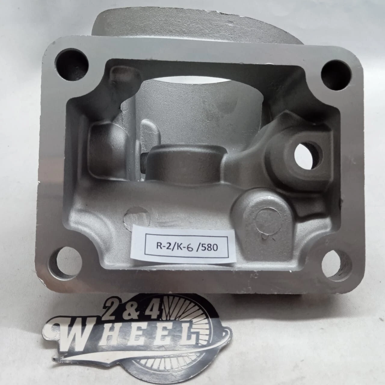 Mitsubishi FUSO CANTER FE110 FE111 FE211 Case Thermostat Housing ME015453 NEW - Image 8