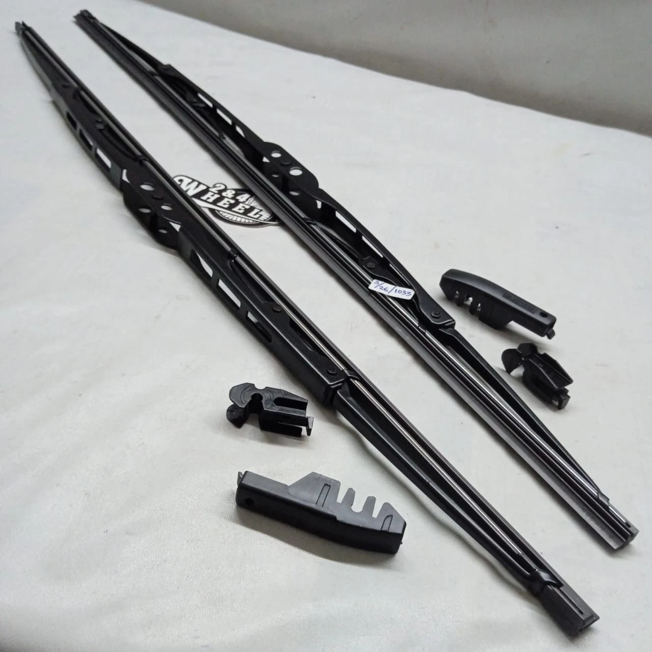 Mitsubishi Fuso Canter FE125 FE73 FE83 Winshield Wiper Blade Pair Lh/Rh RHD - Image 3