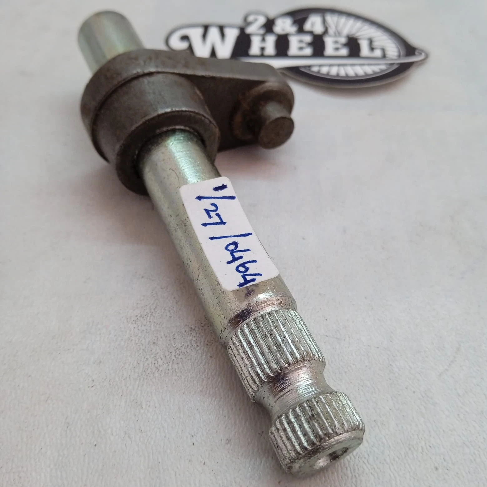 Yamaha DT100 DT100X DT100B MX100 Change Shaft Assy 401-18102-00 NOS - Image 3