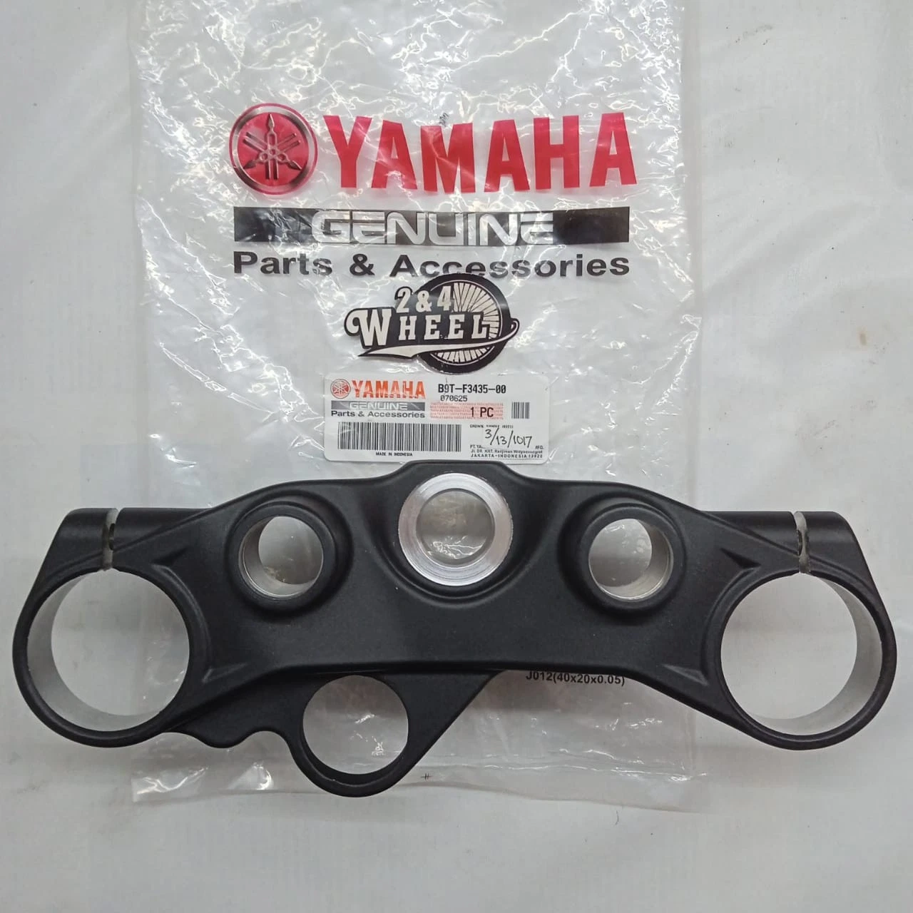 Yamaha MT-03 MT03 Front Steering Crown Handle B9T-F4345-00 NEW GENUINE