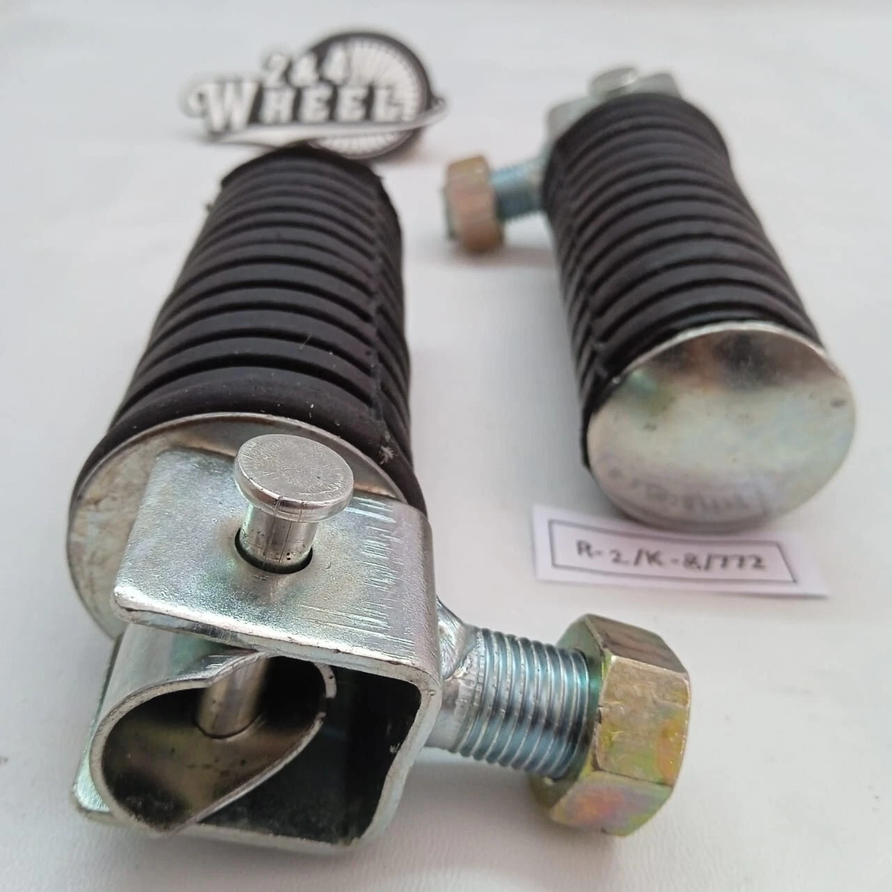Yamaha YB80 YB90 YB100 YB125 Chappy Rear Pillion Foot Rest Pegs Step NEW - Image 2