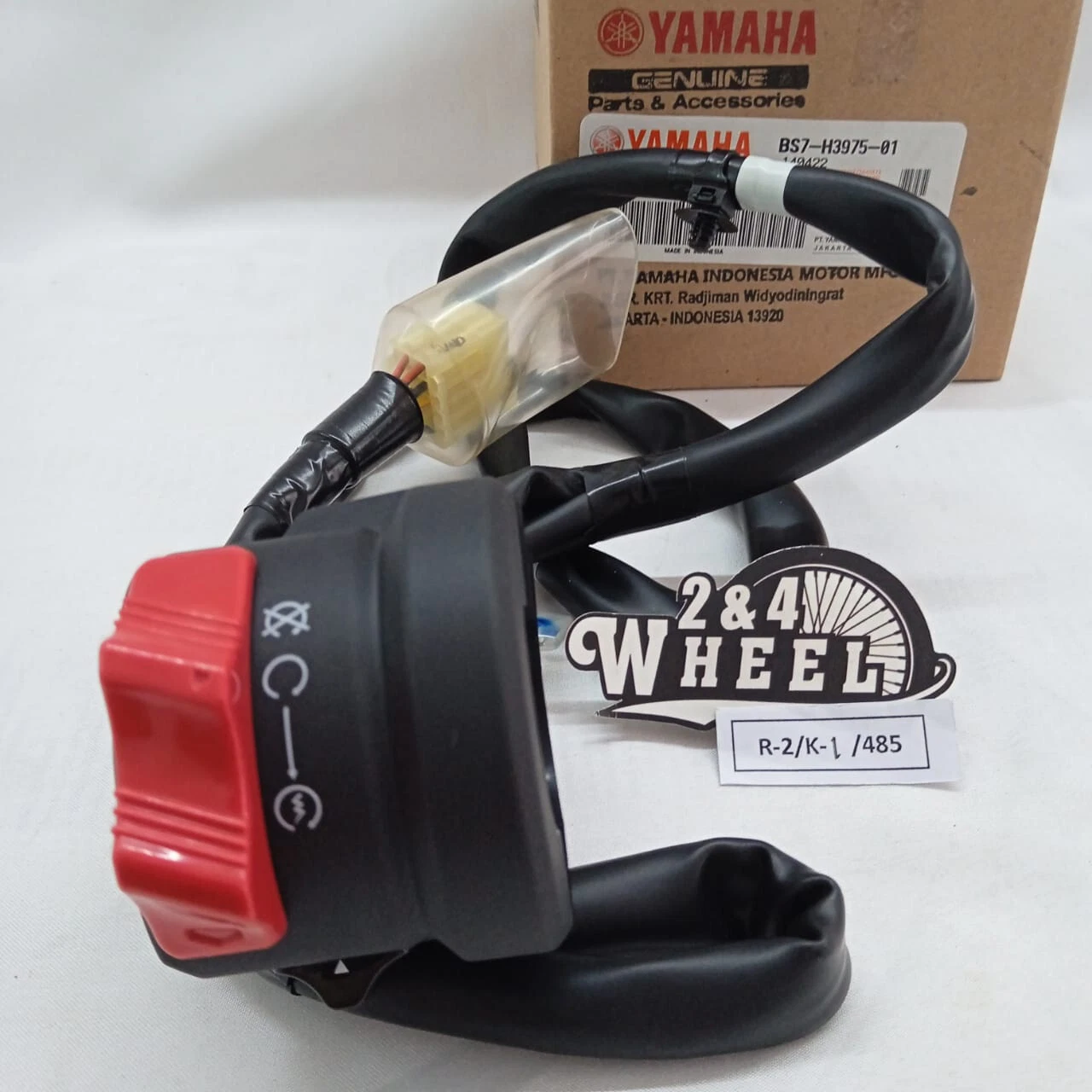 Yamaha YZFR3 YZF-R3 YZF R3 Right Handle Switch BS7-H3975-01 NEW GENUINE - Image 3