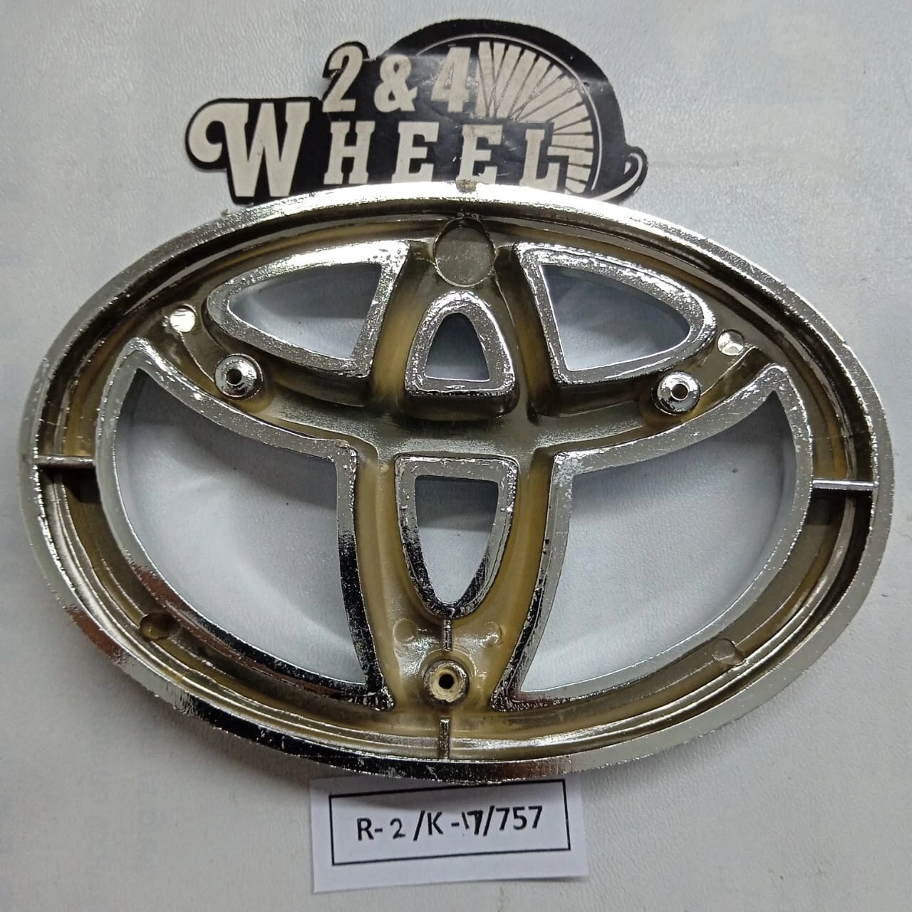 For Toyota Front Grille Exterior Emblem Logo Badge Chrome Size 11cm NEW - Image 3