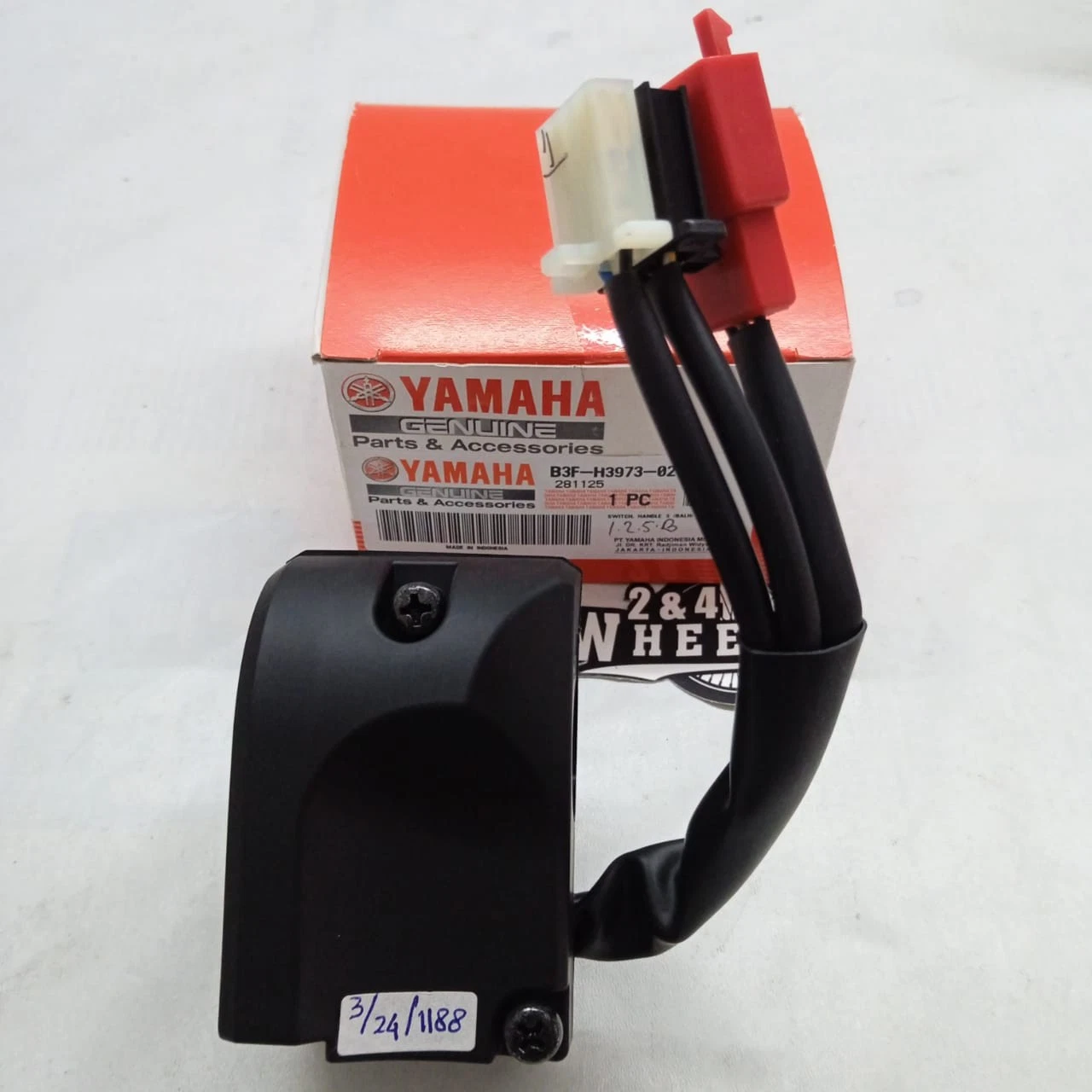New Genuine Yamaha NMAX125 N-MAX 125 Right Starter Control Switch B3F-H3973-02 - Image 3