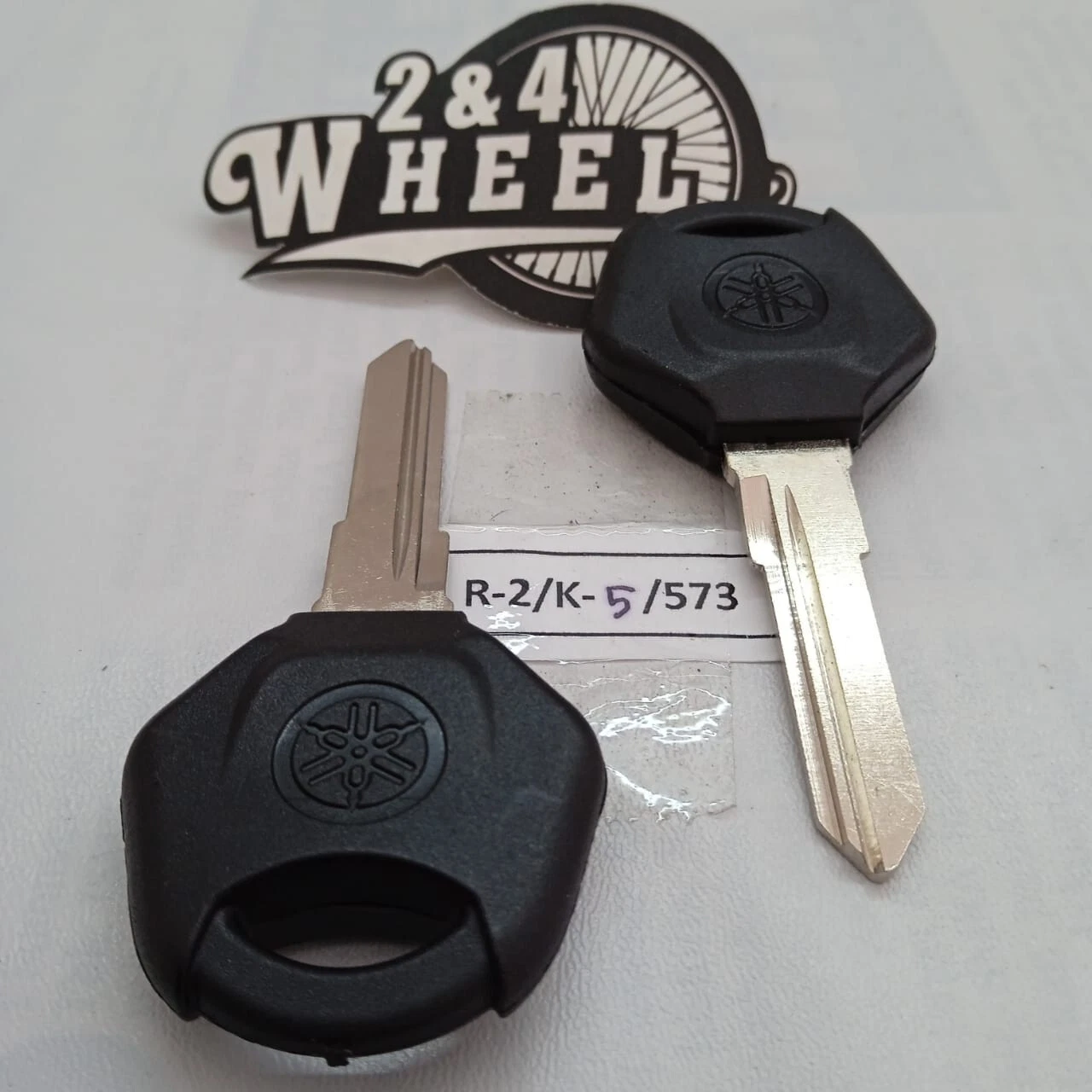 2Pcs Ignition Key Blank Fit Yamaha YZFR3 YZF R3 MT-03 MT03 NEW - Image 2