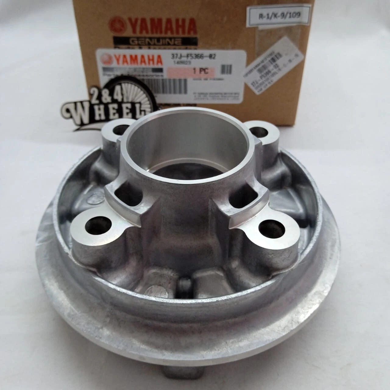 Yamaha RX115 RXS YT115 Hub Clutch Rear Sprocket Stay Bracket 37J-F5366-02 NEW - Image 4