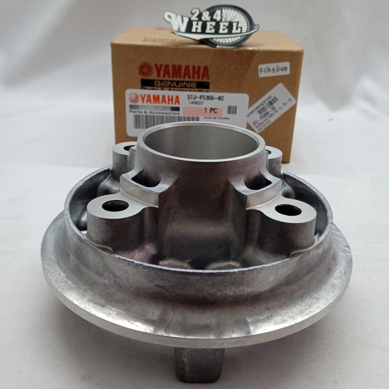 Yamaha RX115 RXS YT115 Hub Clutch Rear Sprocket Stay Bracket 37J-F5366-02 NEW - Image 6