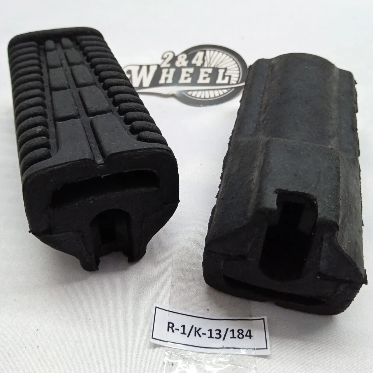 Yamaha RX115 RX135 RXK RXKING Front Footstep Peg Rubber 1Pair L/R NEW - Image 5