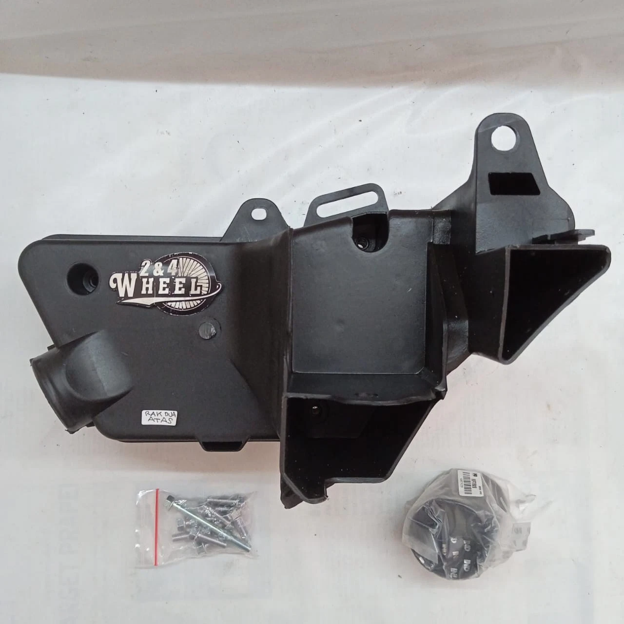 Yamaha RXS RXS115 RXSpecial YT115 Air Cleaner Case Assy NEW Aftermarket Product - Image 4