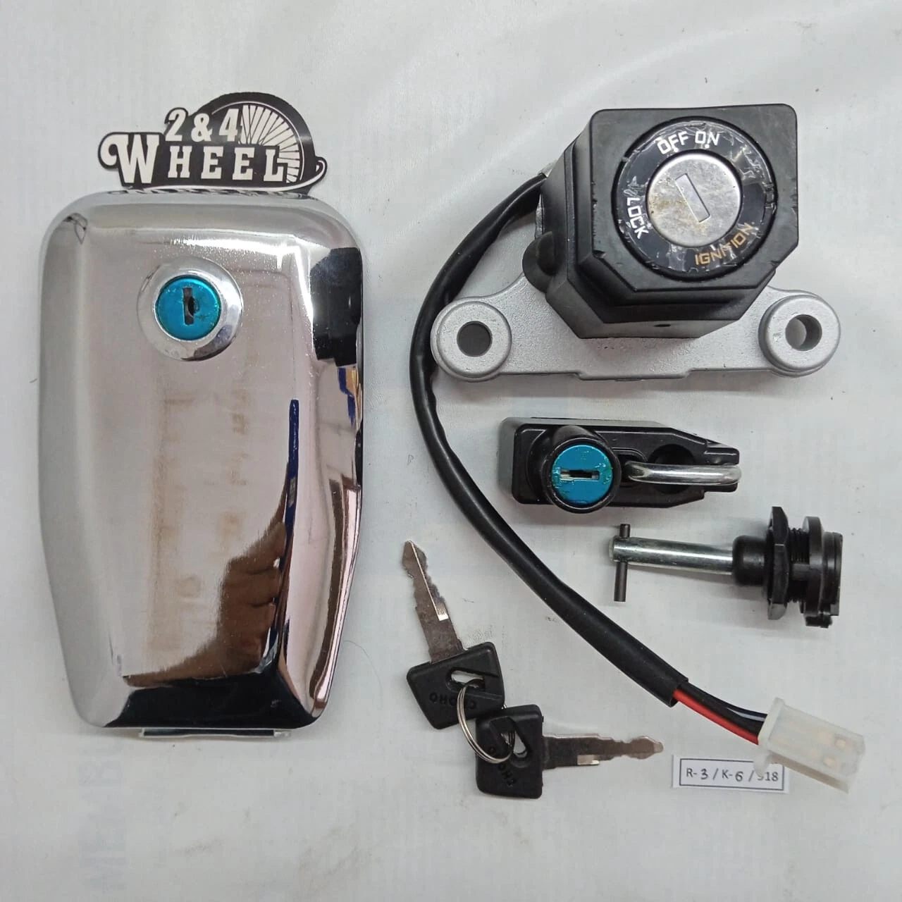 Yamaha RXK RX135 RX-KING Ignition Switch Tank Cap Helmet Lock Key Set NEW