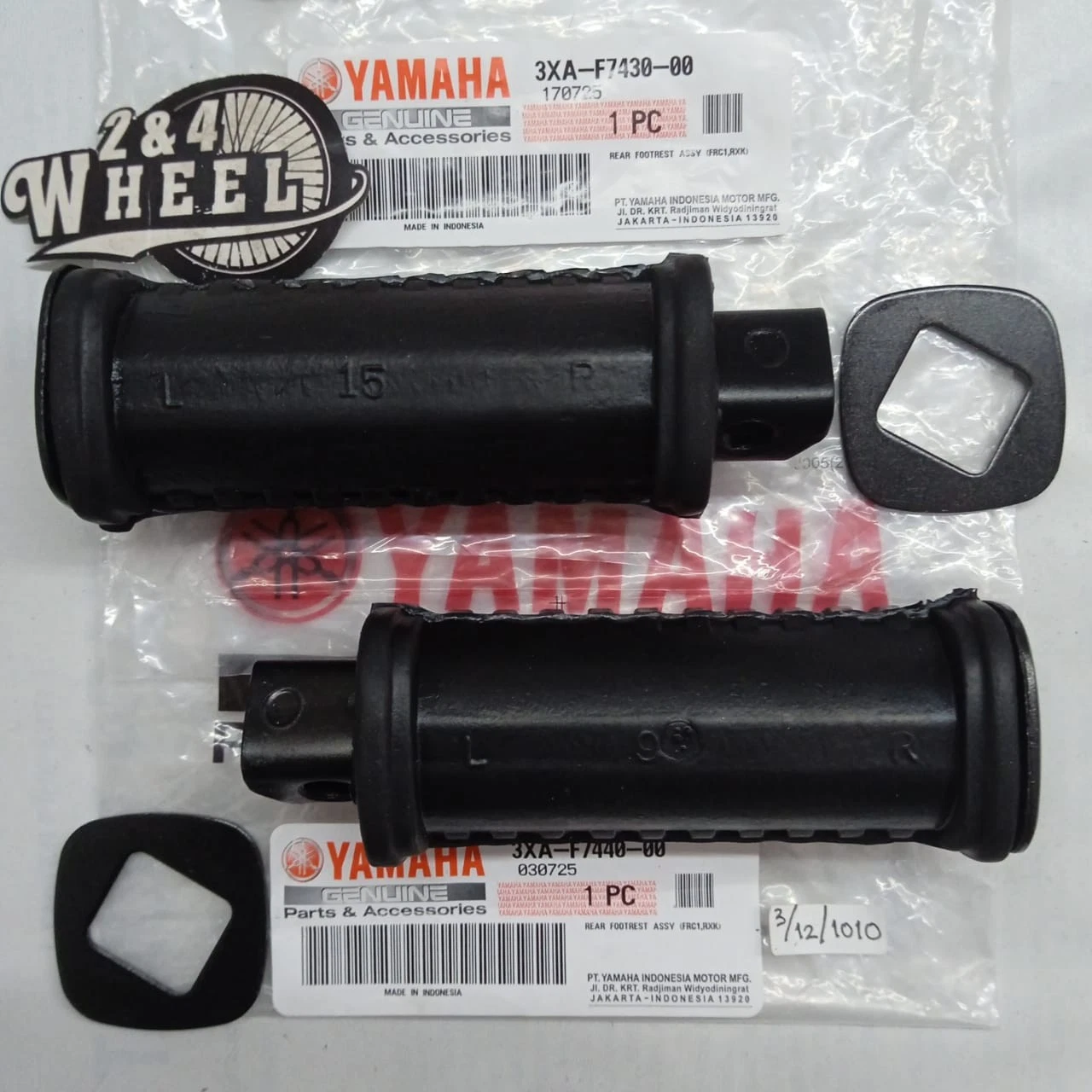 Yamaha RX115 RXK RXKING RX135 Rear Footrest Footstep Footpeg 1Pair NEW GENUINE - Image 3