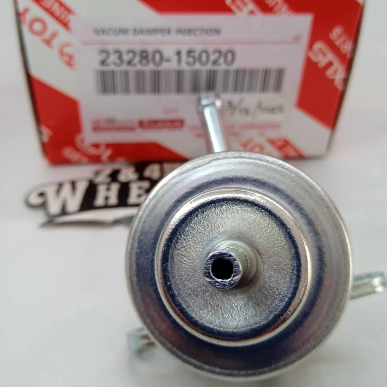 Toyota Corolla Celica Fuel Pressure Regulator 23280-15020 NEW OEM - Image 3